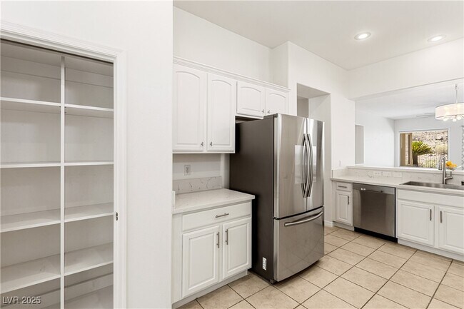 Building Photo - 29 Gladewater Dr