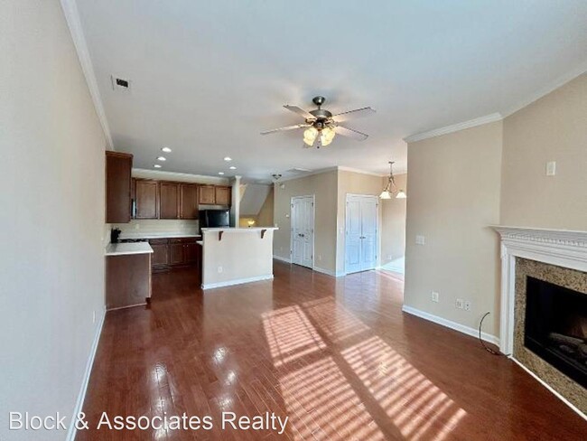 Building Photo - 4 br, 3.5 bath House - 705 Keystone Park D...