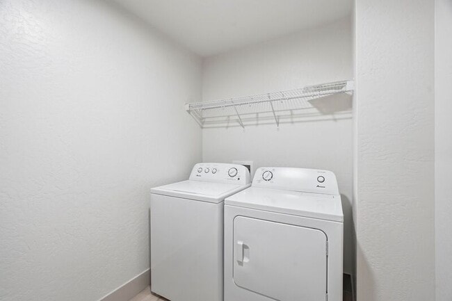 Building Photo - 1816 N 15th St