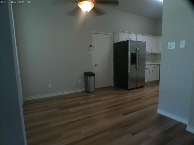Building Photo - 8102 Luna Dr
