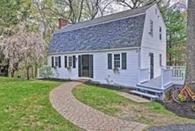 Building Photo - 16 Oak Hill Rd