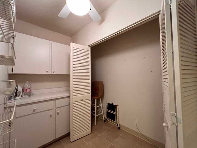 Building Photo - Grenelefe/Country Homes Community