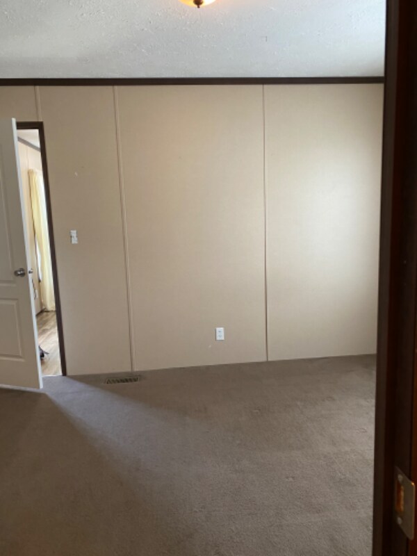 Building Photo - 10 Maryland Ave