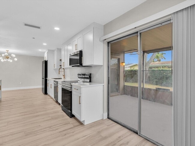 Building Photo - 10691 NW 28th St