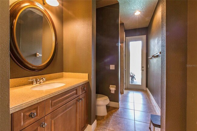 Building Photo - 20003 Ryman Pl