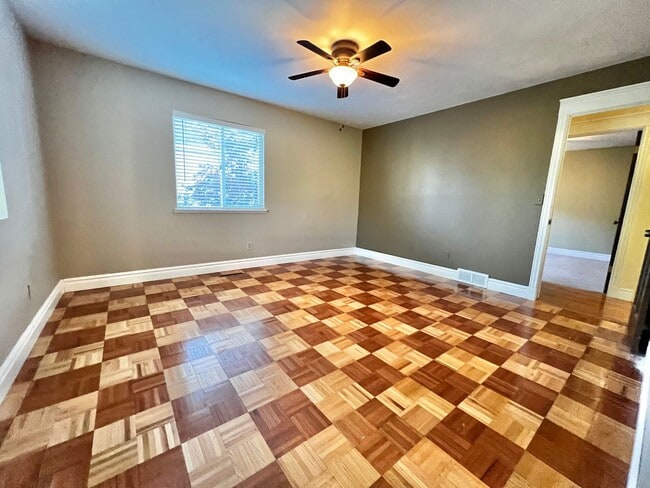 Building Photo - Charming 4 bed, 2 bath Home in North Fort ...