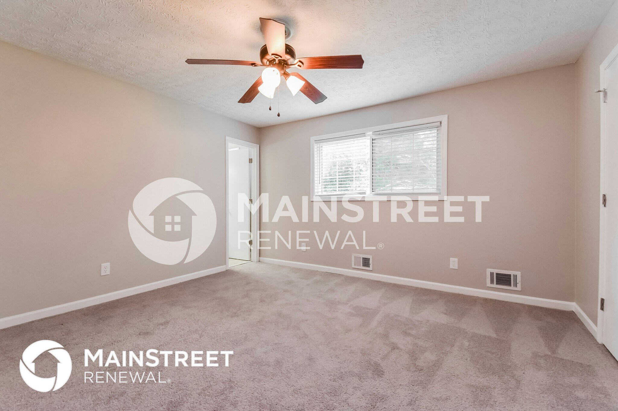 Building Photo - 512 Chanterelle Dr