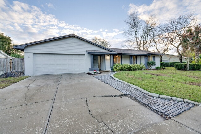 Building Photo - 8644 Sandberry Blvd