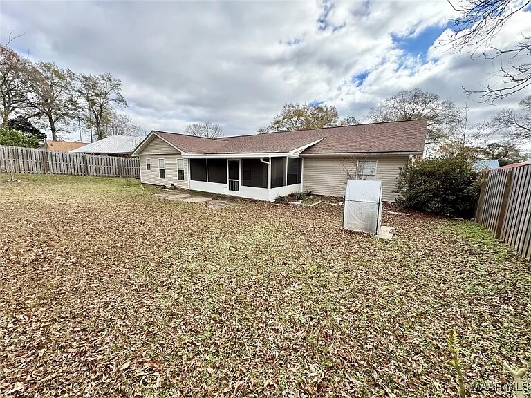 Building Photo - 2821 Quail Cove