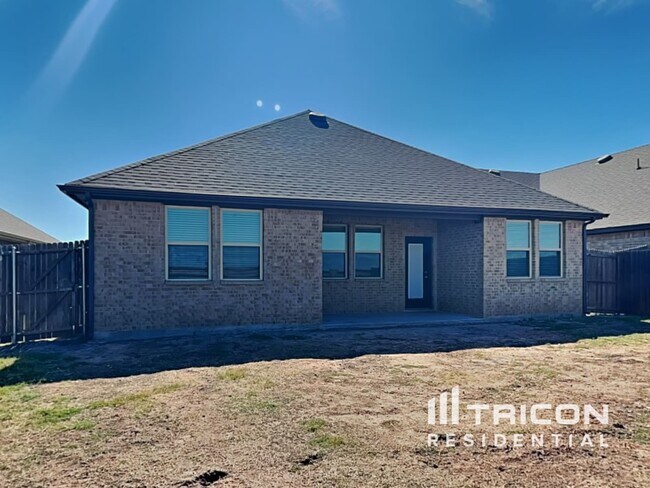 Building Photo - 714 Barbary Ln