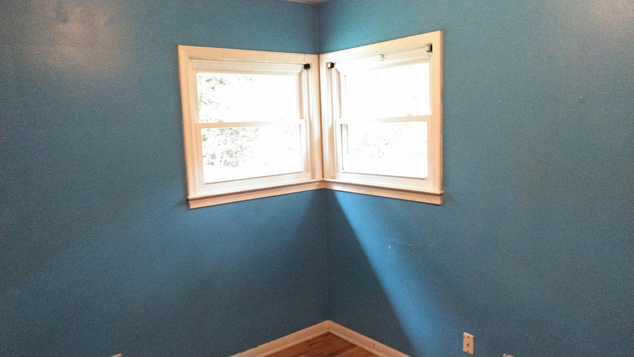 Back bedroom - 1537 Linden St