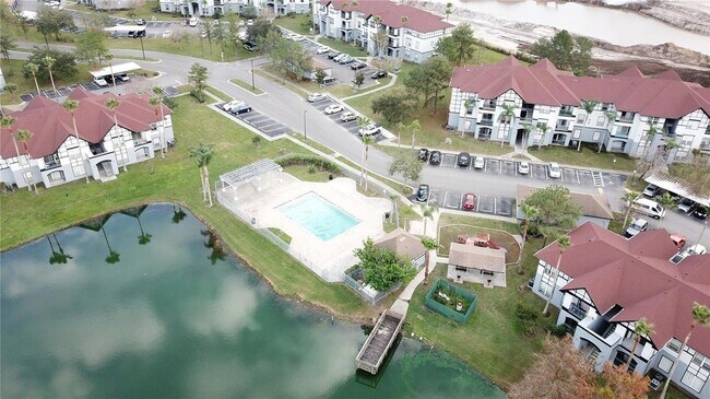 Building Photo - 3702 Palm Desert Ln