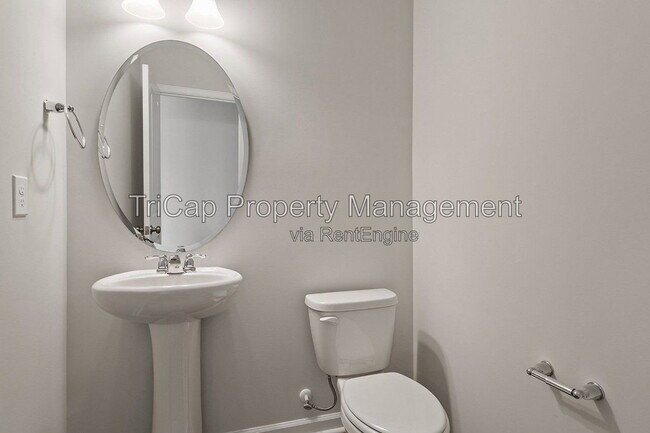 Building Photo - 1713 Chirping Trl