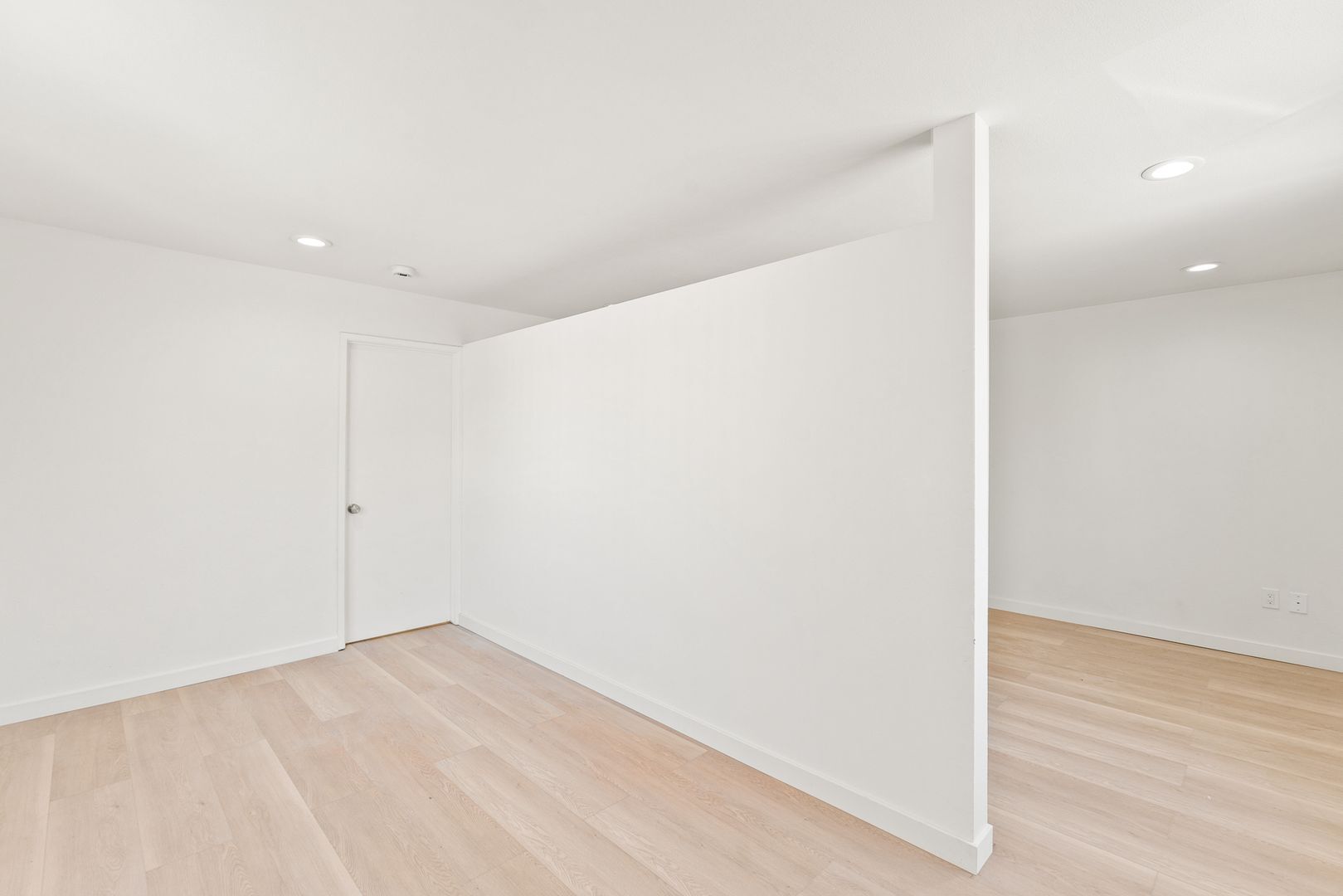 Building Photo - 994 Valencia St