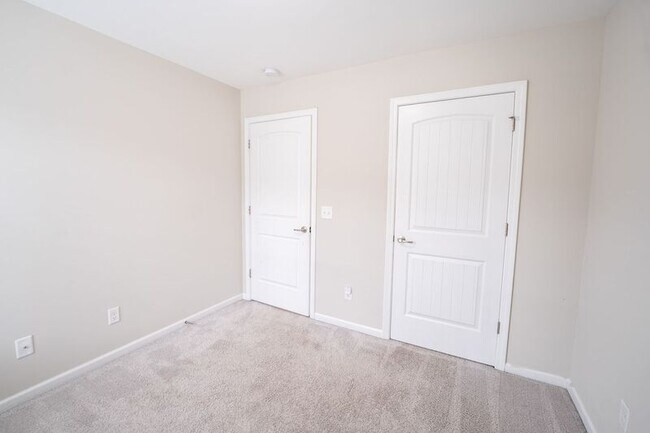 Building Photo - 92 Reese Way