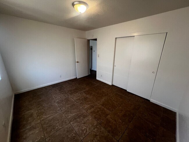Building Photo - 6589 Palo Verde Ave