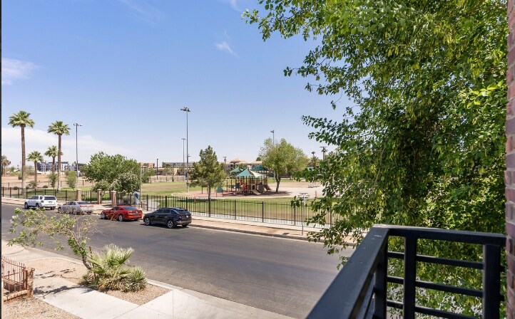 Building Photo - 475 N 9th St