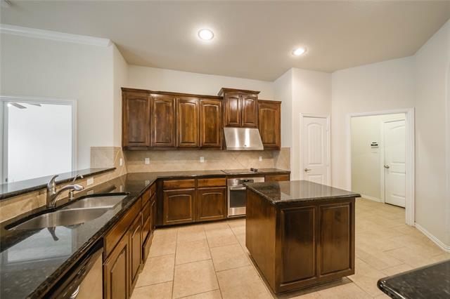 Building Photo - 2808 Frontier Dr