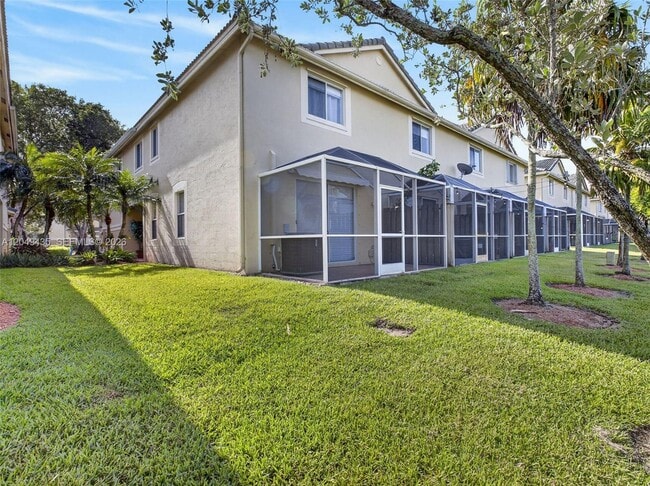 Building Photo - 2475 Cordoba Bend