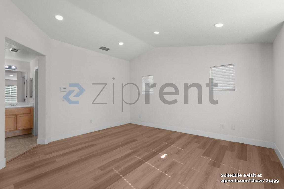 Building Photo - Unit