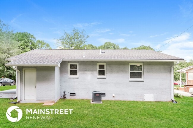 Building Photo - 1659 Marble St