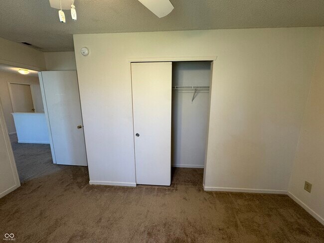 Building Photo - 2274 Bridlewood Dr