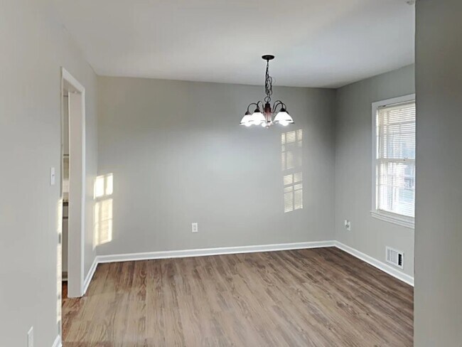 Building Photo - 3668 Scarlet Dr
