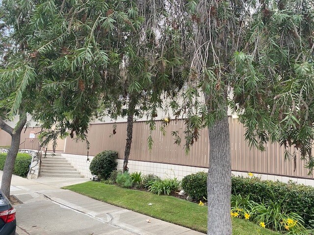 Building Photo - 21107 Victor St