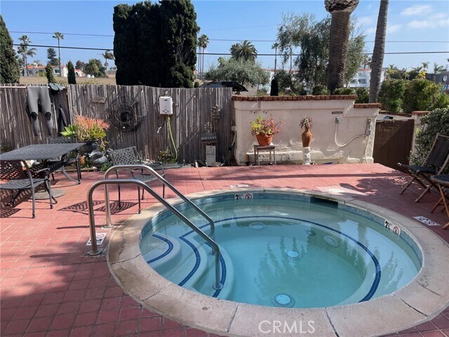 Building Photo - 3830 Avenida Del Presidente