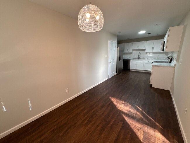 Building Photo - 2401 Boykin Rd