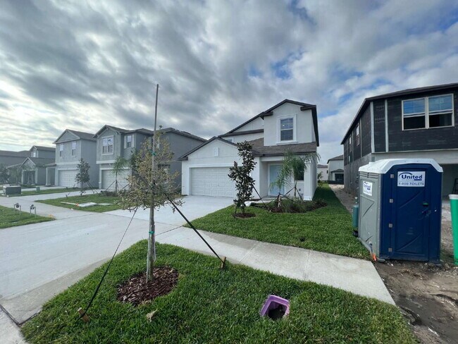 Building Photo - 7303 Canterbury Bells Ct