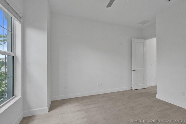 Building Photo - 5194 Macoon Wy