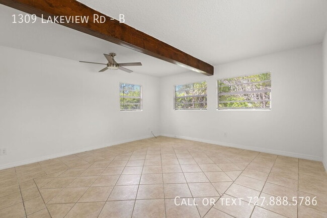 Building Photo - 1309 Lakeview Rd