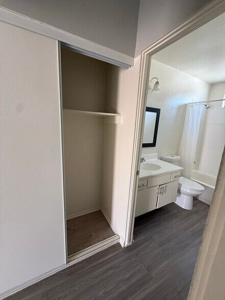 Building Photo - 8834 Topanga Canyon Blvd