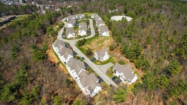 Building Photo - 27 Meyer Hill Dr