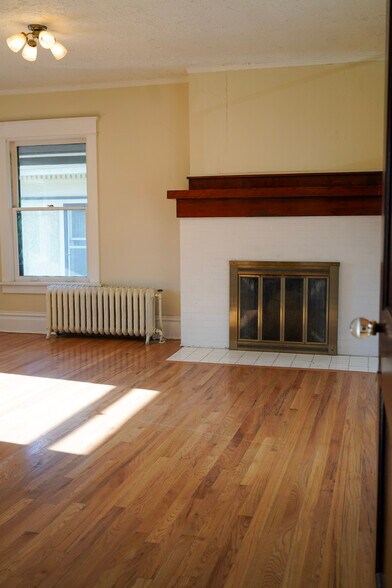 Building Photo - 801 S Lincoln St
