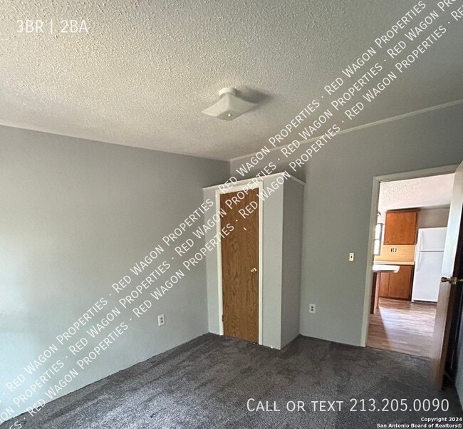 Building Photo - 454 Overland Trail