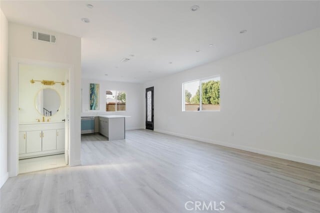 Building Photo - 17428 Roscoe Blvd