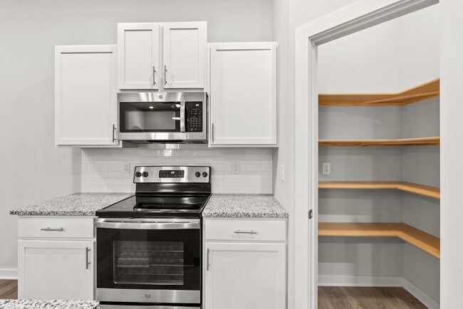 Building Photo - 3619 W 45th St S