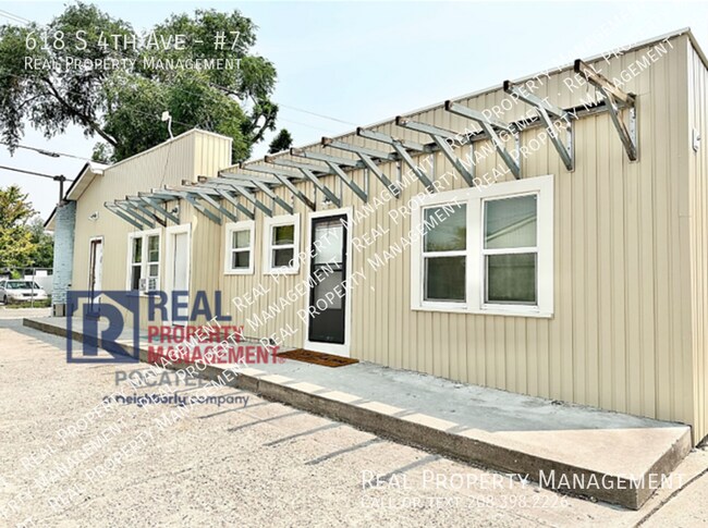 Building Photo - 618 S 4th Ave