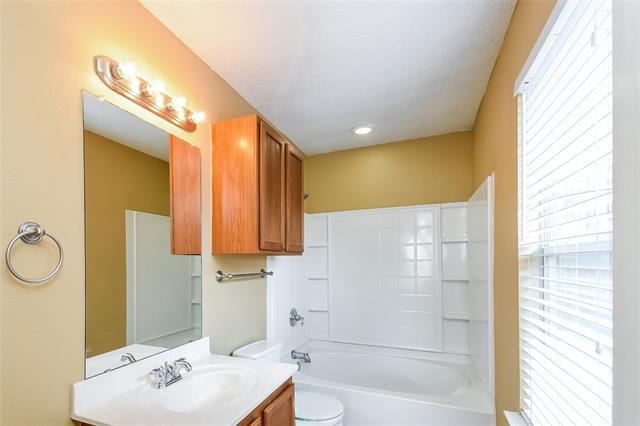 Building Photo - 237 Allenwood Dr