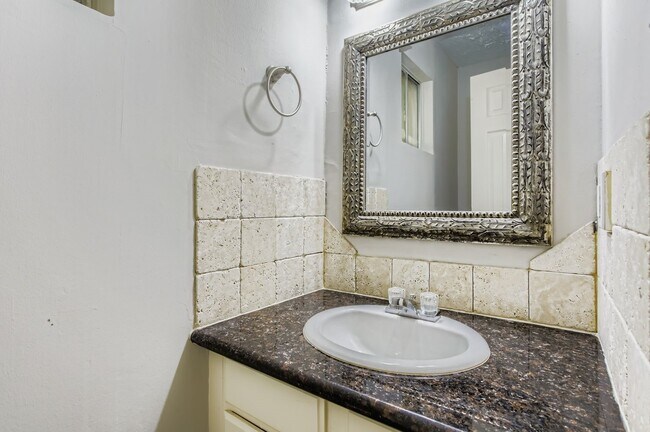 Building Photo - 9506 Landry Blvd