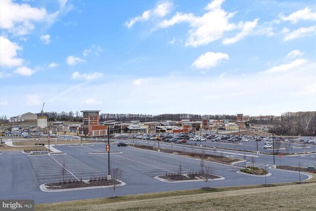 Building Photo - 13950 Estuary Dr