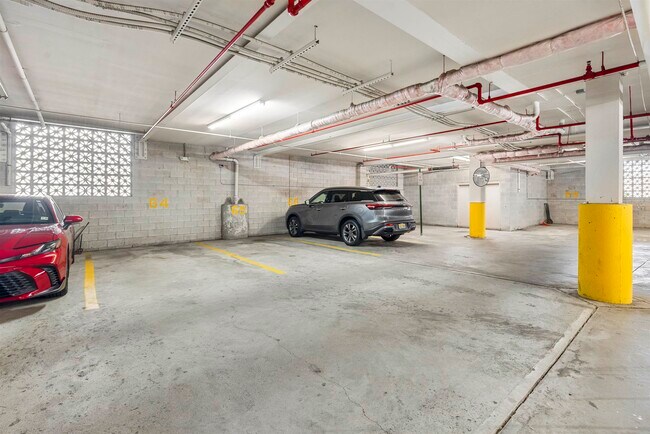 Building Photo - 8915 Bergenwood Ave
