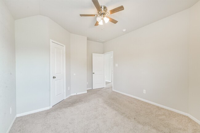 Building Photo - 2934 Lawrence Pk Ct