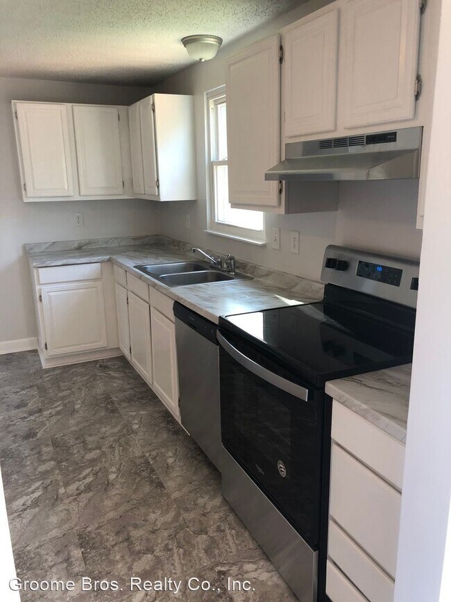 Building Photo - 3 br, 1.5 bath House - 6327 Queens Lace Ci...