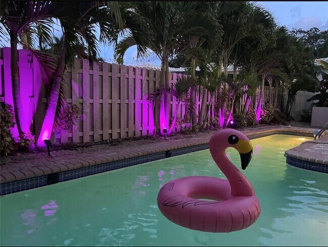 Building Photo - 1311 Monroe St