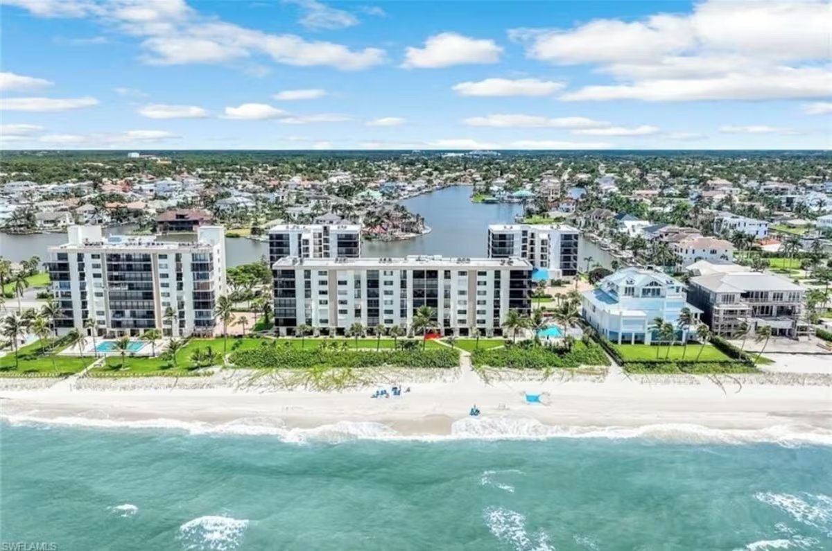 Building Photo - 10475 Gulf Shore Dr