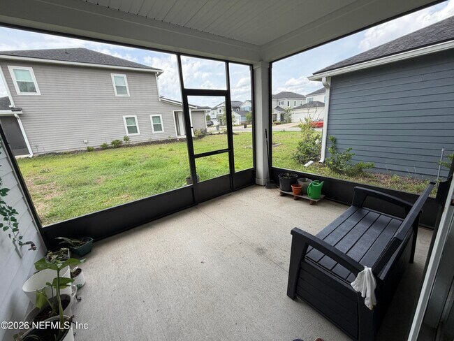 Building Photo - 70 Golden Fern Dr