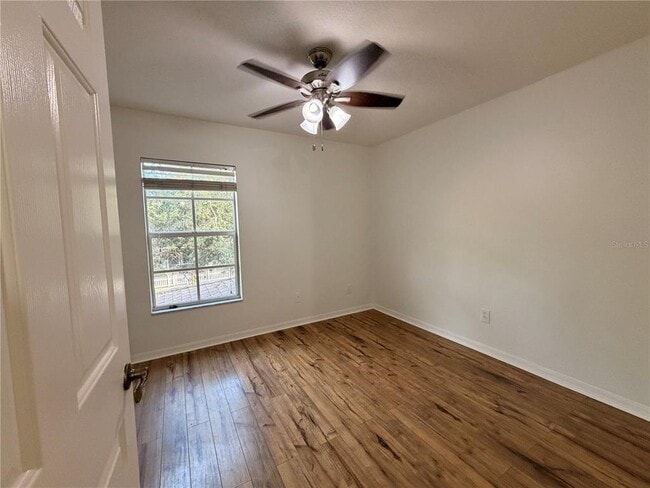 Building Photo - 16215 Bridgecrossing Dr